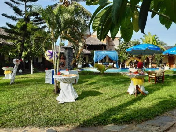 Madiro Hotel นูซีเบ ภายนอก รูปภาพ